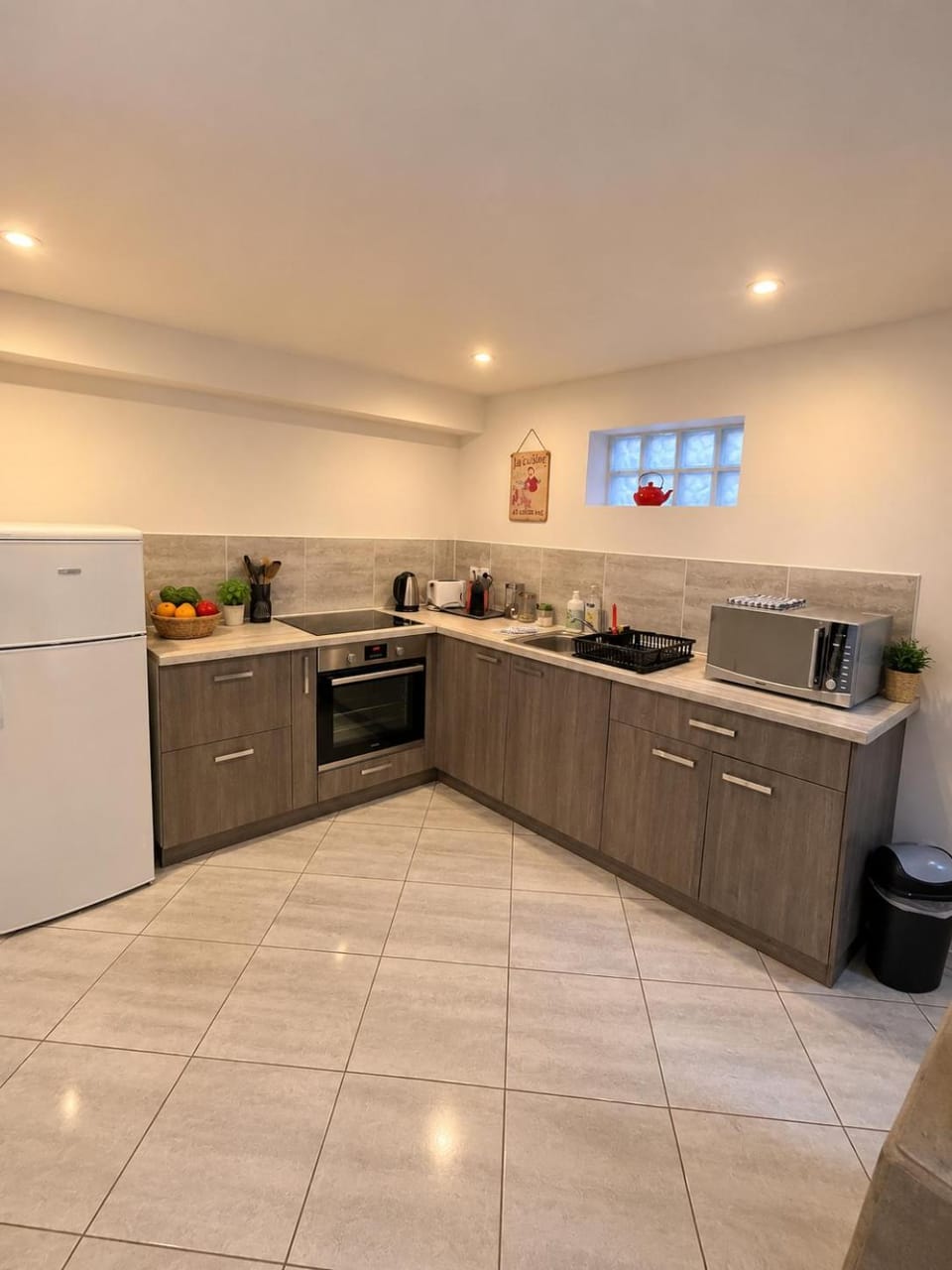 Le Familiale Wi-fi Netflix TV 4K climatisé Apartment in Bourgogne-Franche-Comté