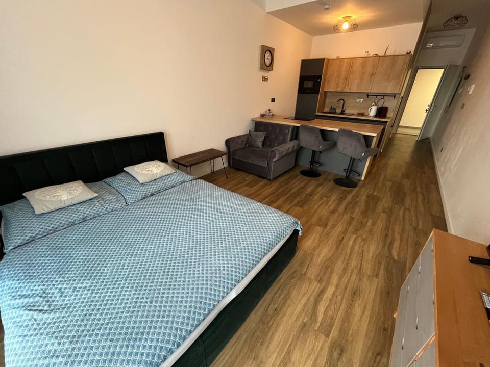 Moderný apartmán A408 v centre NR, parkovanie v cene Apartment in Slovakia