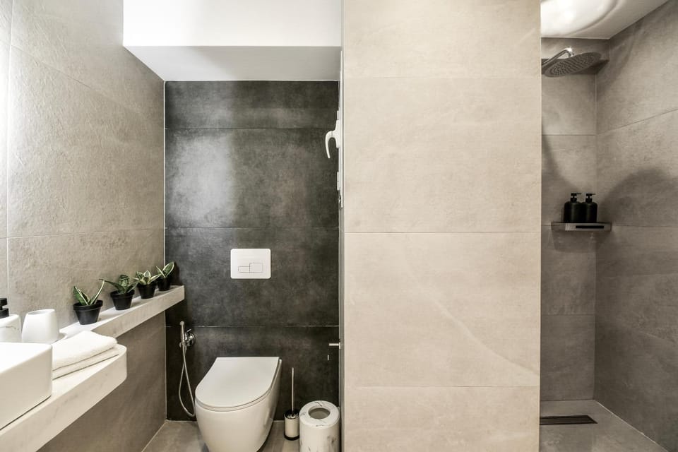 Shower, Toilet, Bathroom