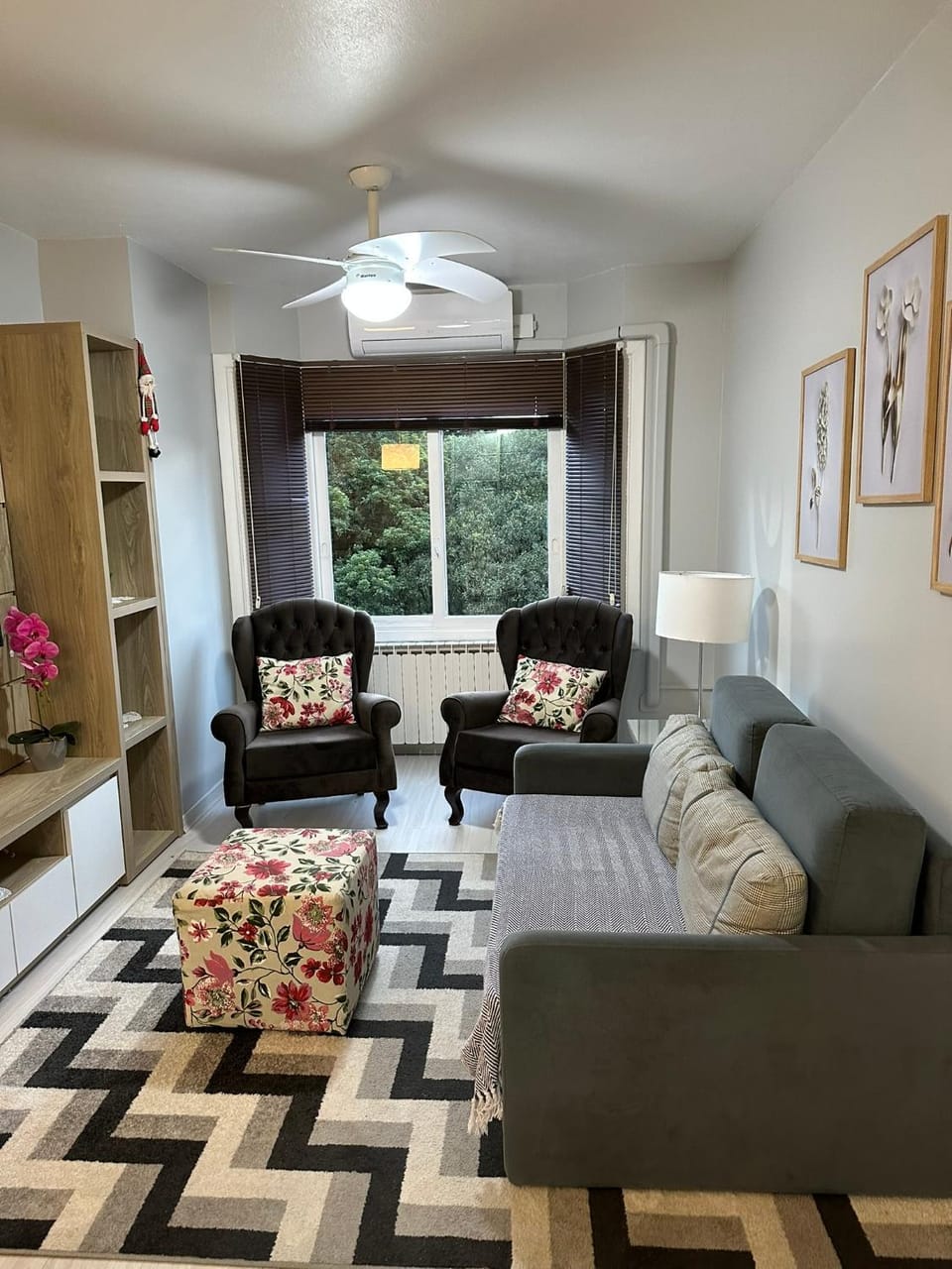 Living room, air conditioner