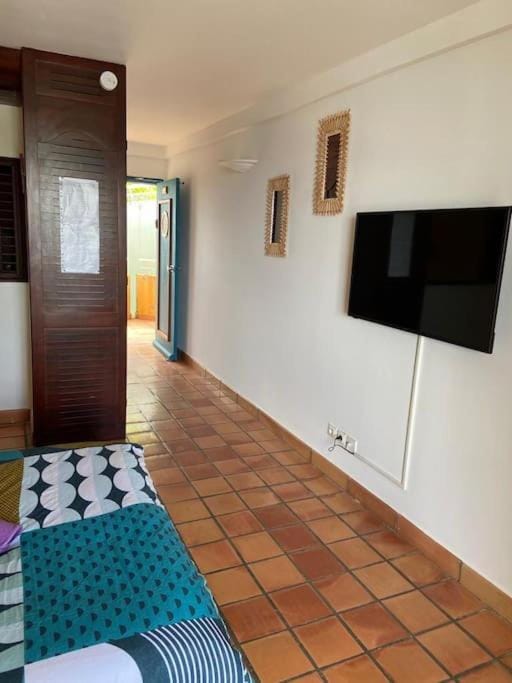 TV and multimedia, Bedroom