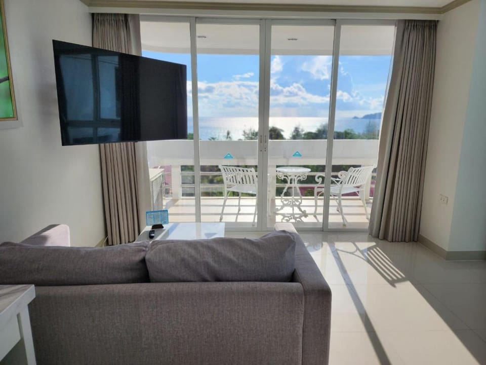 Andaman sea view private Bed and Breakfast in Patong