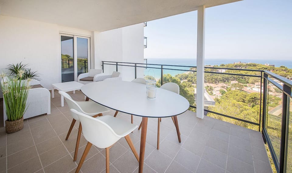 Balcony/Terrace, Dining area
