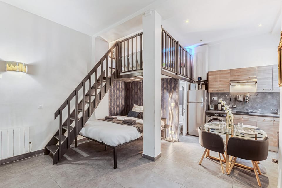 Spacious Loft near Luxembourg Garden Apartment in Paris