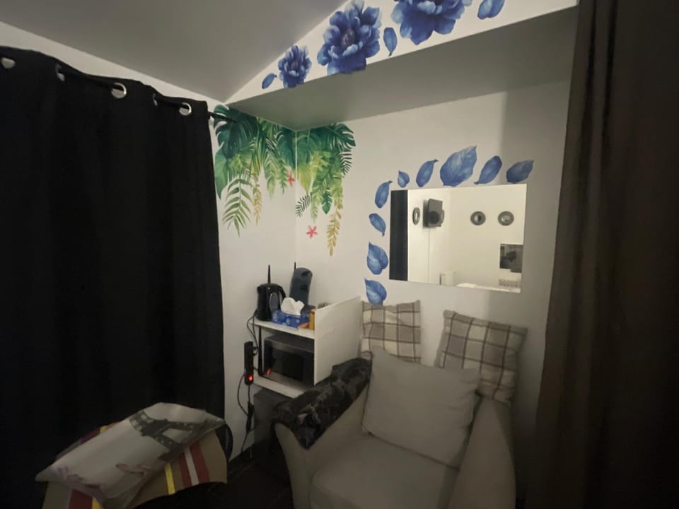 Chambre agréable avec jacuzzi Vacation rental in Marseille