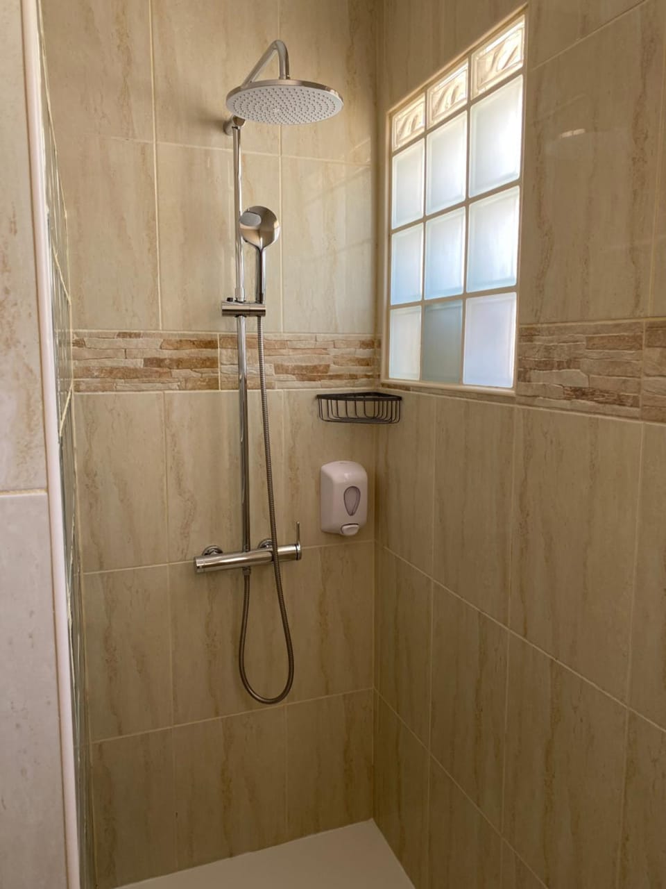 Juangy’s Apartments in Las Adelfas Golf del Sur Apartment in Abona