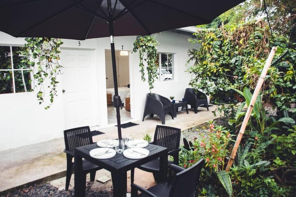 Patio, Garden, Garden, Living room