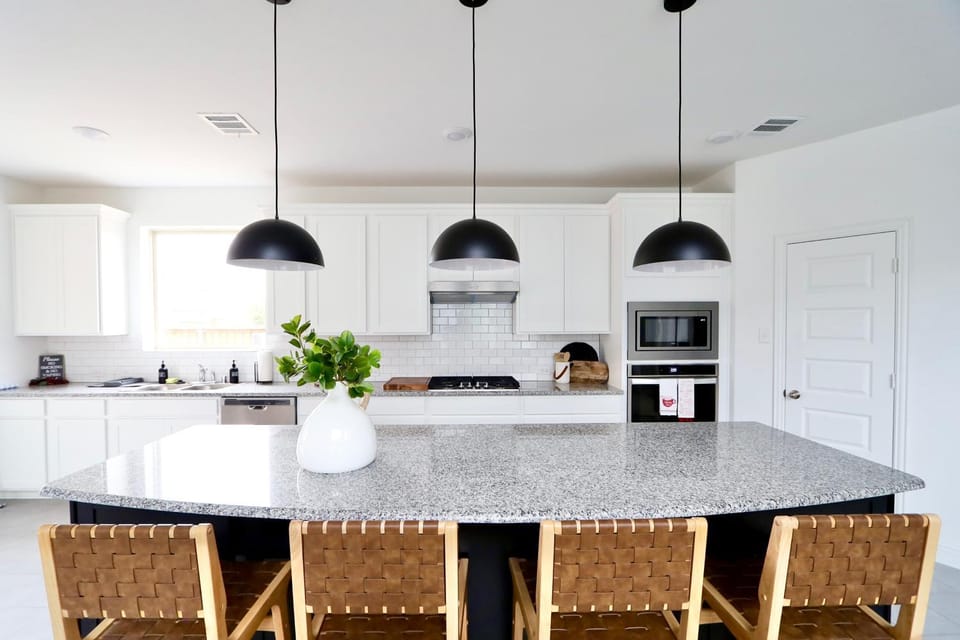 Kitchen or kitchenette, Dining area, dishwasher, minibar, pet friendly, stove, toaster