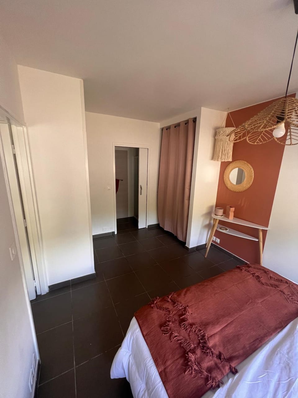 Bed, Photo of the whole room, Bedroom, wardrobe