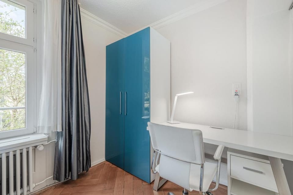 Living room, Seating area, heating