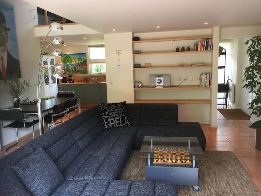 Near Amsterdam, The Hague, Leiden and North Sea House in South Holland (province)