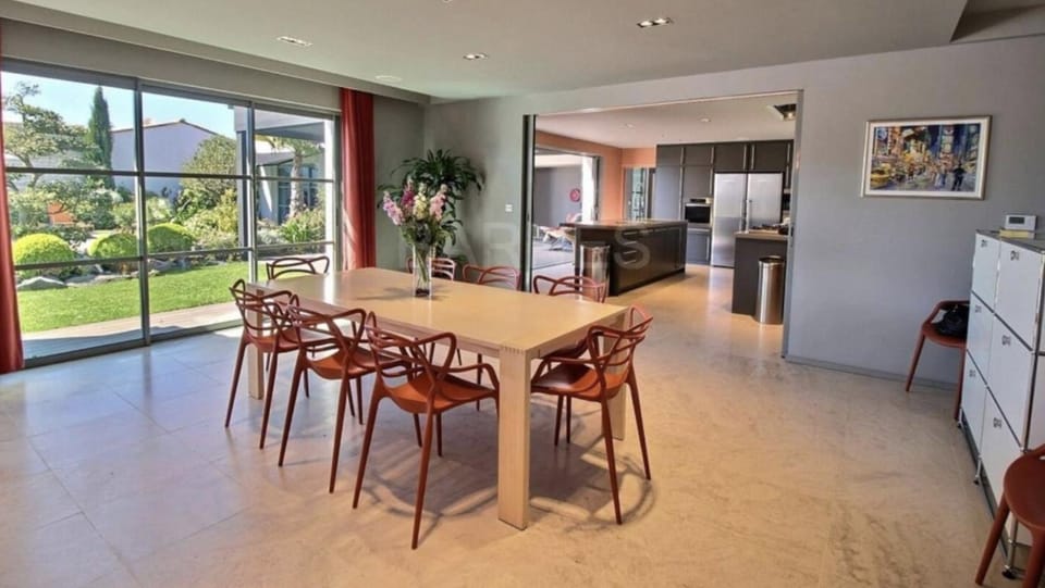 ღ Villa des Astres 850 m2 - Piscine, Sauna, Hammam, & Salle de Cinéma Villa in Sainte-Marie-de-Ré