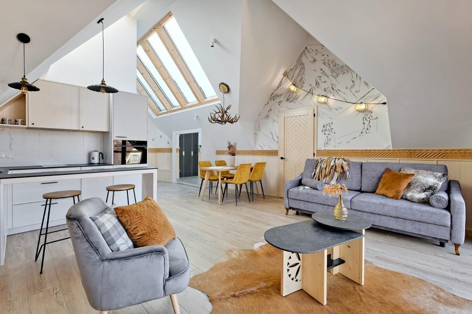 Living room, Seating area