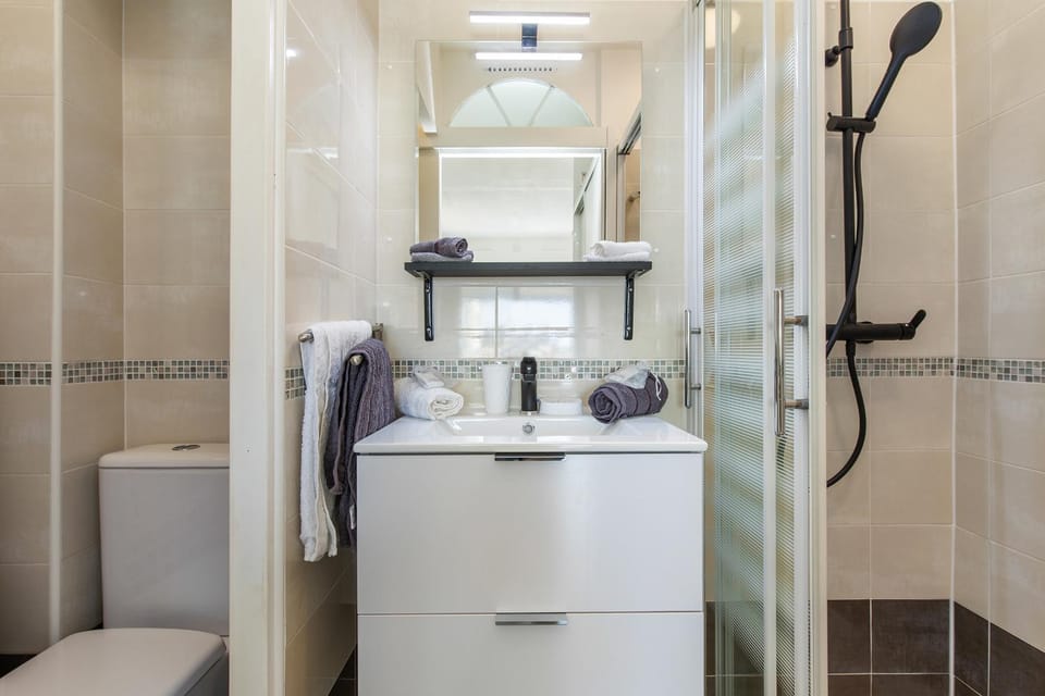 CAP AGDE NATURISTE STUDIO PORT NATURE 3 Apartment in Agde