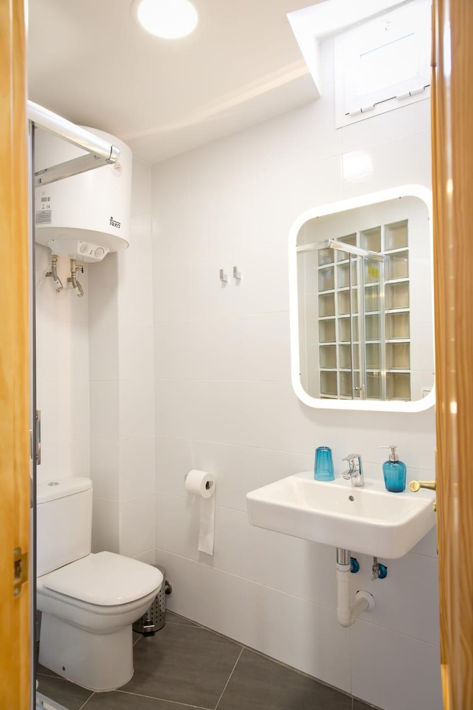 Toilet, Bathroom