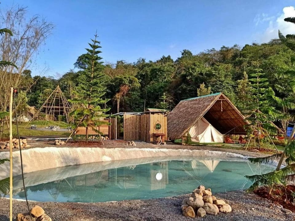 Property building, Day, Natural landscape, View (from property/room), Lake view