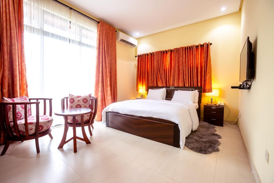 Rushmore - Paradise Room Bed and Breakfast in Lagos, Nigeria