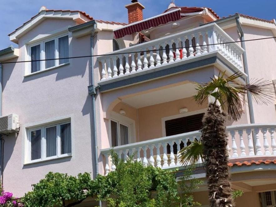 Villa Nera Vodice Apartment in Šibenik-Knin County, Croatia