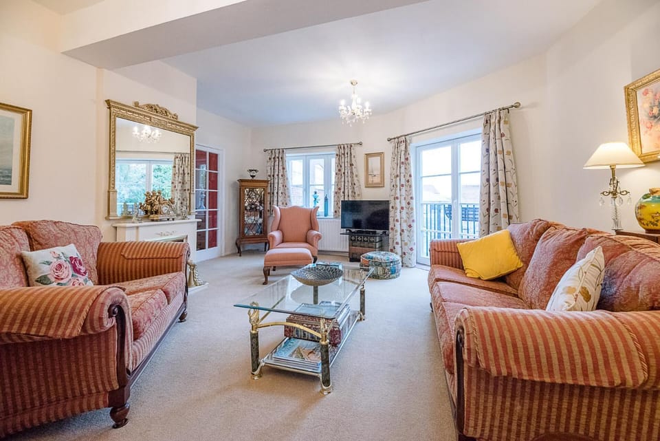 4 Ropers Court, Lavenham Apartment in Babergh District