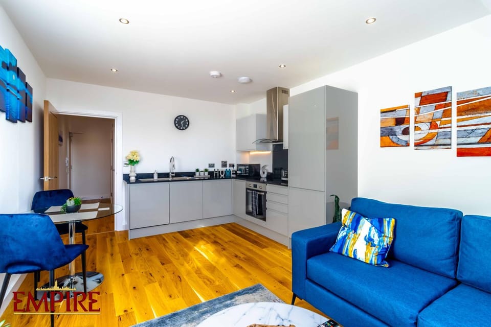 Kitchen or kitchenette, Living room, Seating area, Dining area, dishwasher, oven, pet friendly, stove