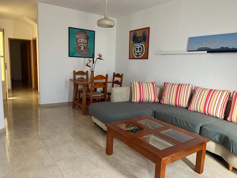 PLAYA CHICA apt with terrace 100 m from the sea Apartment in Puerto del Carmen