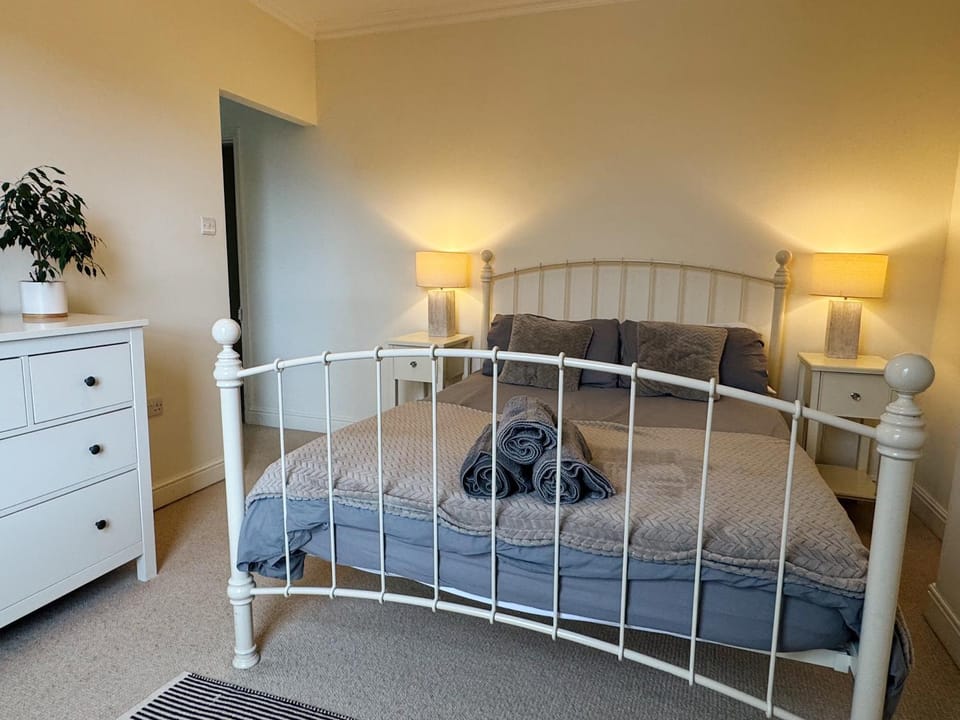 Spacious Victorian townhouse with Cathedral views House in Lincoln