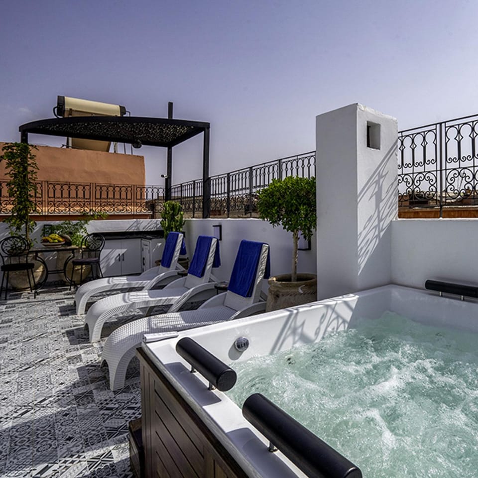 Hot Tub, Spa and wellness centre/facilities