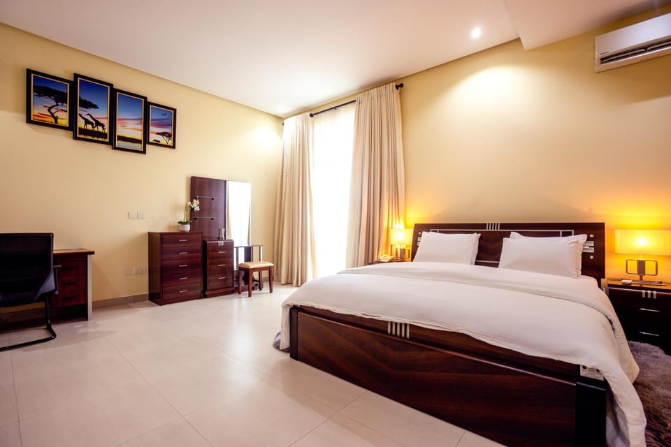 Rushmore - Luxury Suite Bed and Breakfast in Lagos, Nigeria