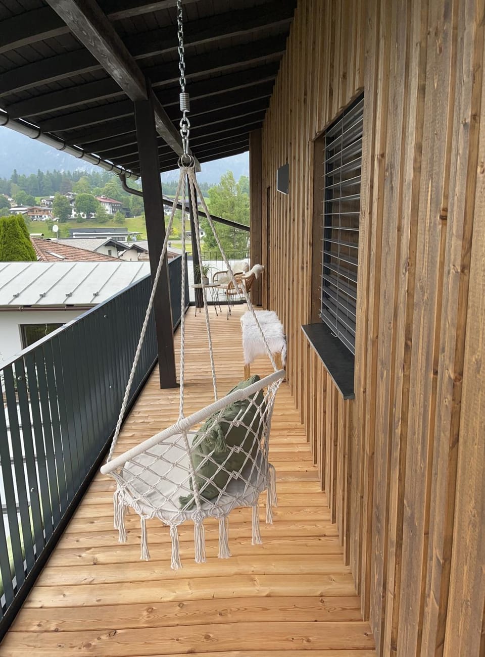 Balcony/Terrace, Balcony/Terrace, Mountain view