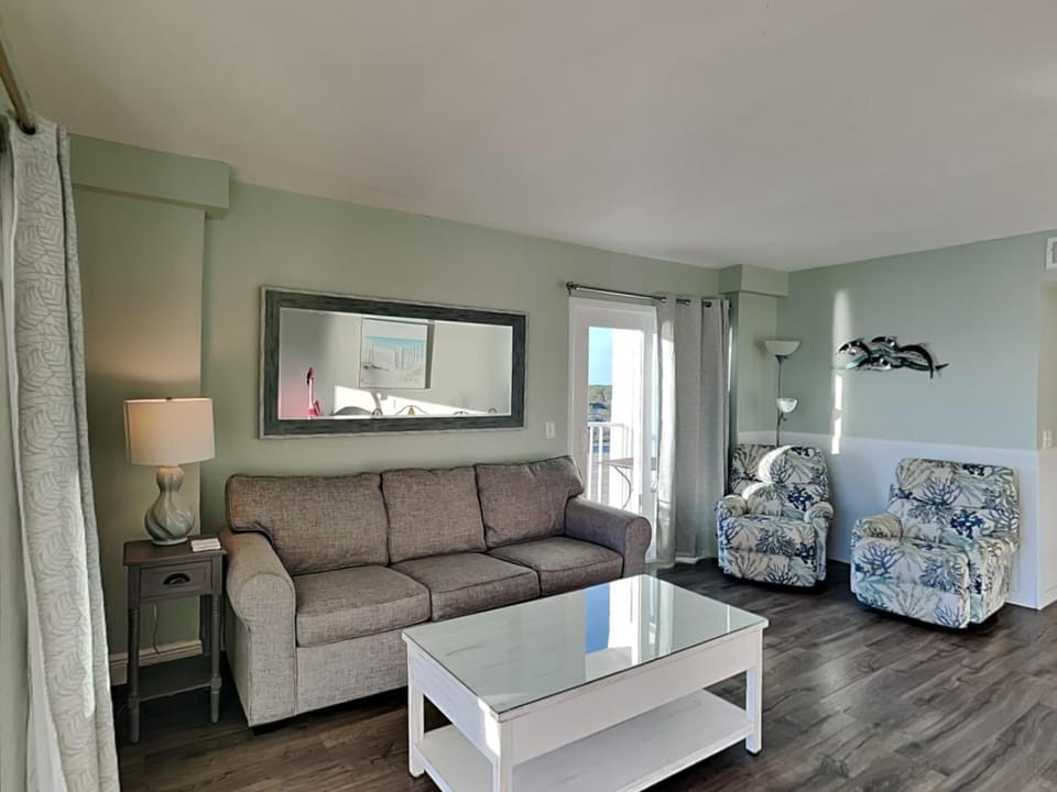 Balcony/Terrace, Living room, Seating area, furniture