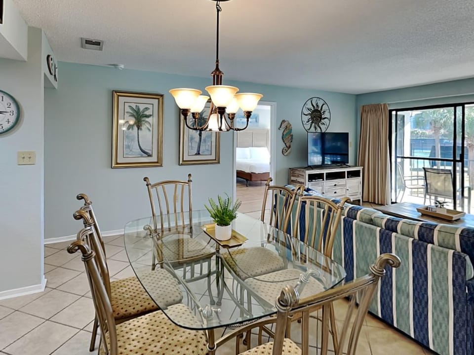 TV and multimedia, Balcony/Terrace, Living room, Dining area, furniture