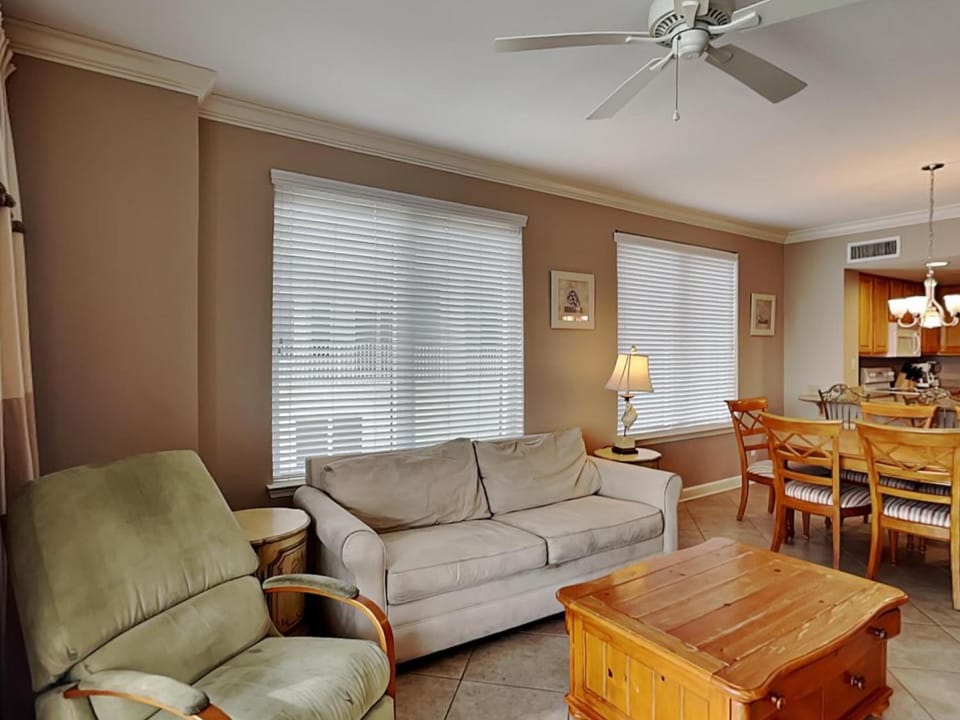 Kitchen or kitchenette, Living room, Seating area, Dining area, furniture