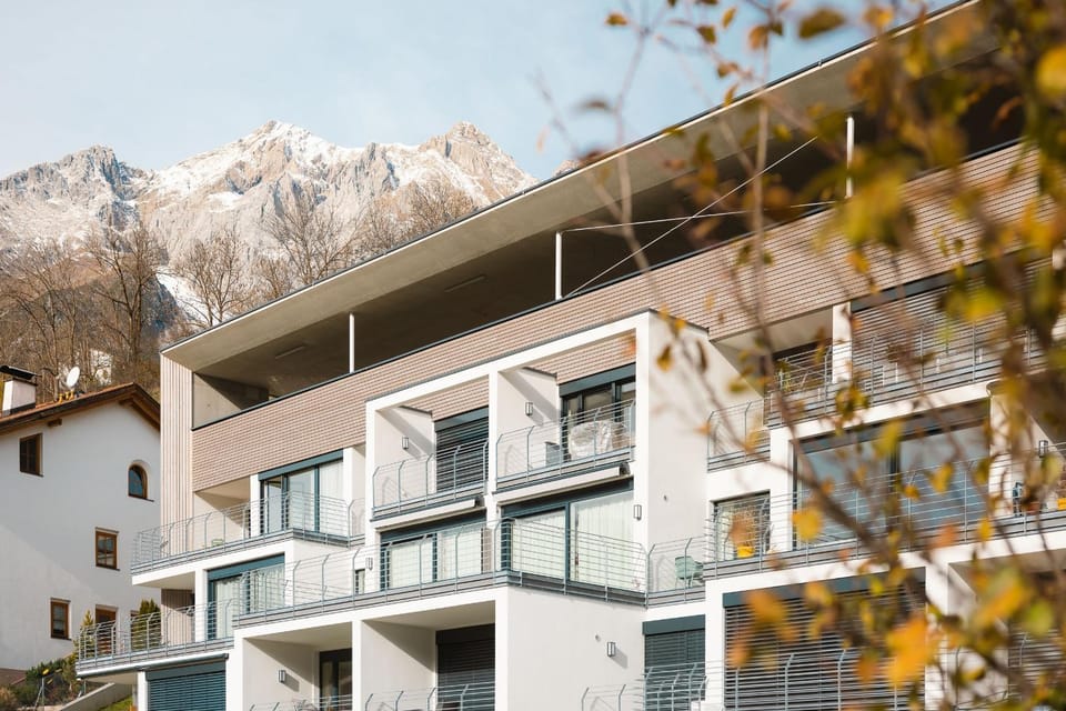 Property building, Day, Natural landscape, View (from property/room), Balcony/Terrace, Mountain view