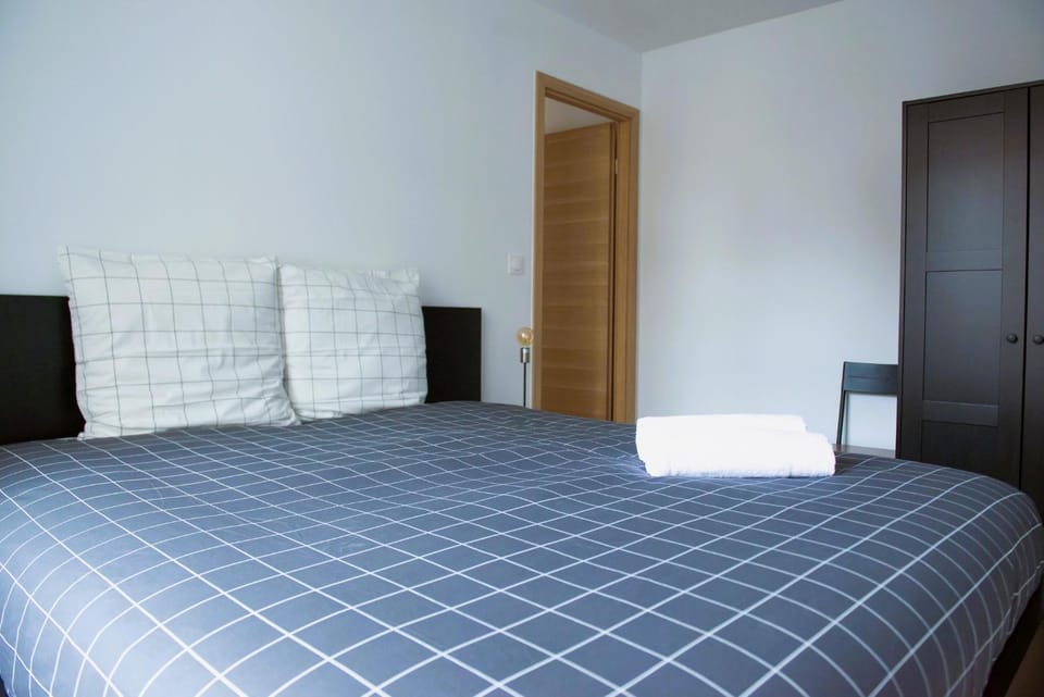 Bed, Bedroom, wardrobe