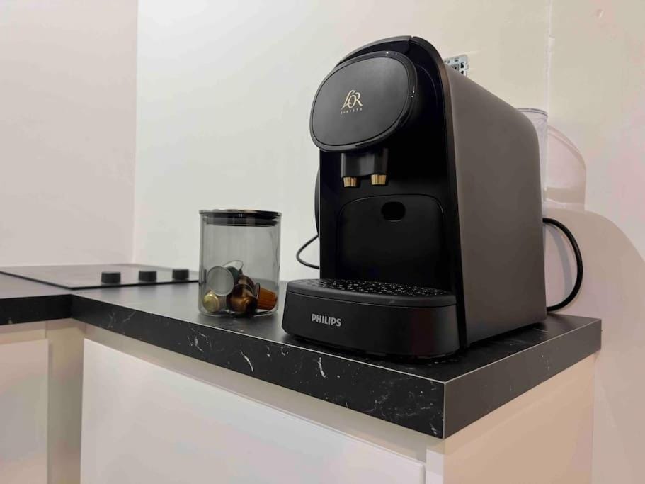 Coffee/tea facilities, Kitchen or kitchenette