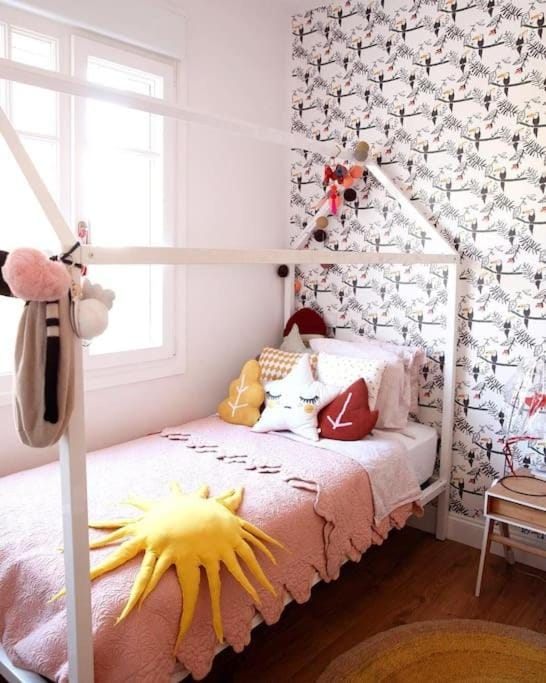 Bed, Bedroom