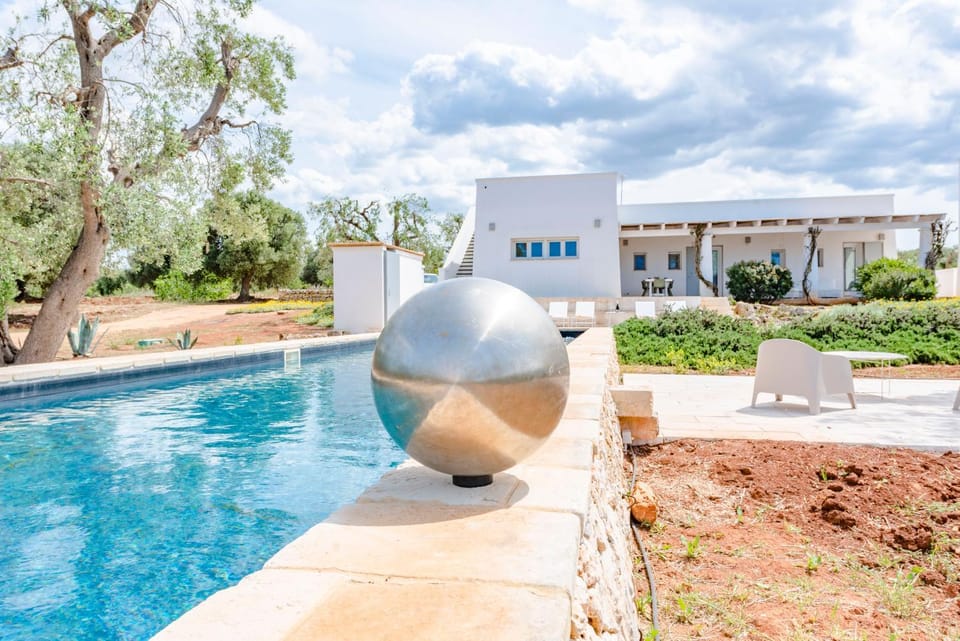Mediterranean Villa Fòra with Sea View Pool Villa in Province of Taranto