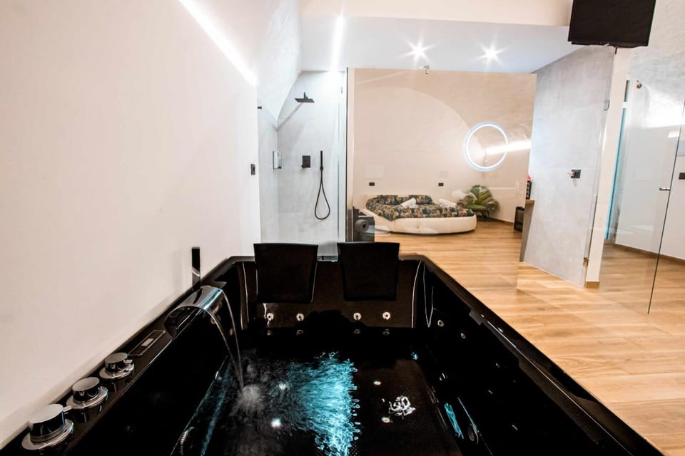 Basilica Suite Apartment in Bari