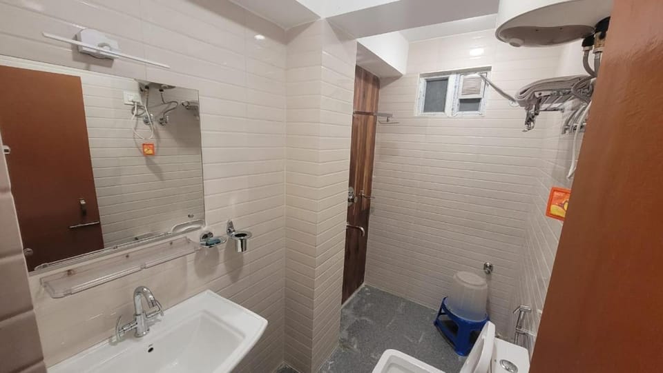Shower, Bathroom, towels