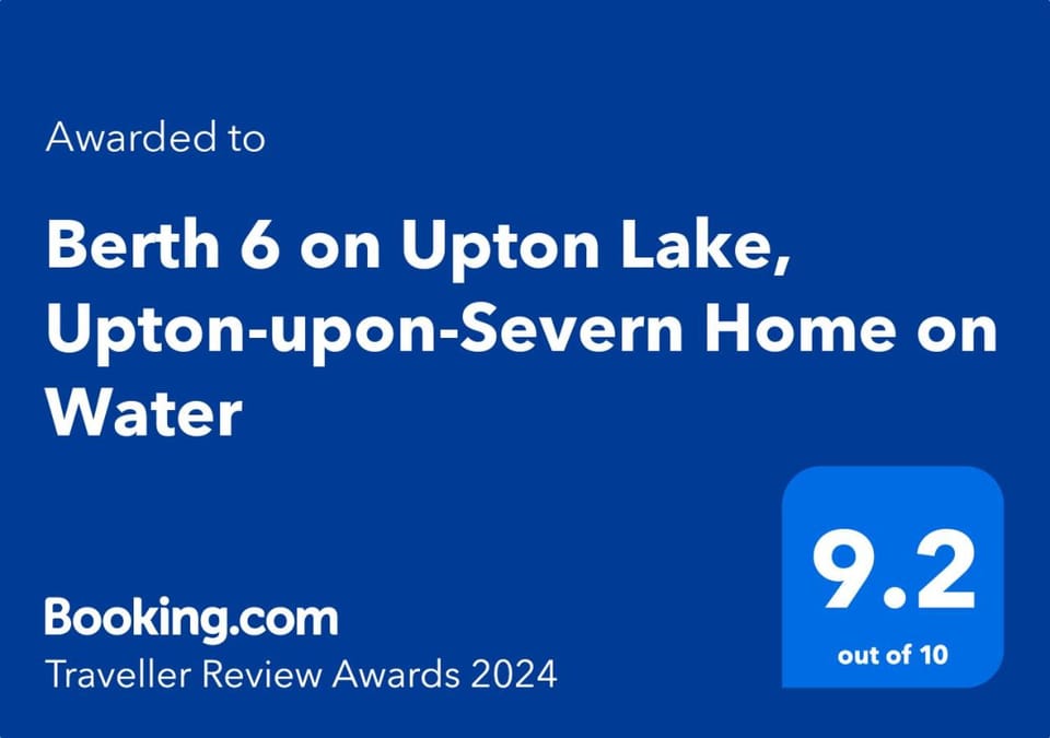 Berth 6 on Upton Lake, Upton-upon-Severn Home on Water Campground/ 
RV Resort in Wychavon District