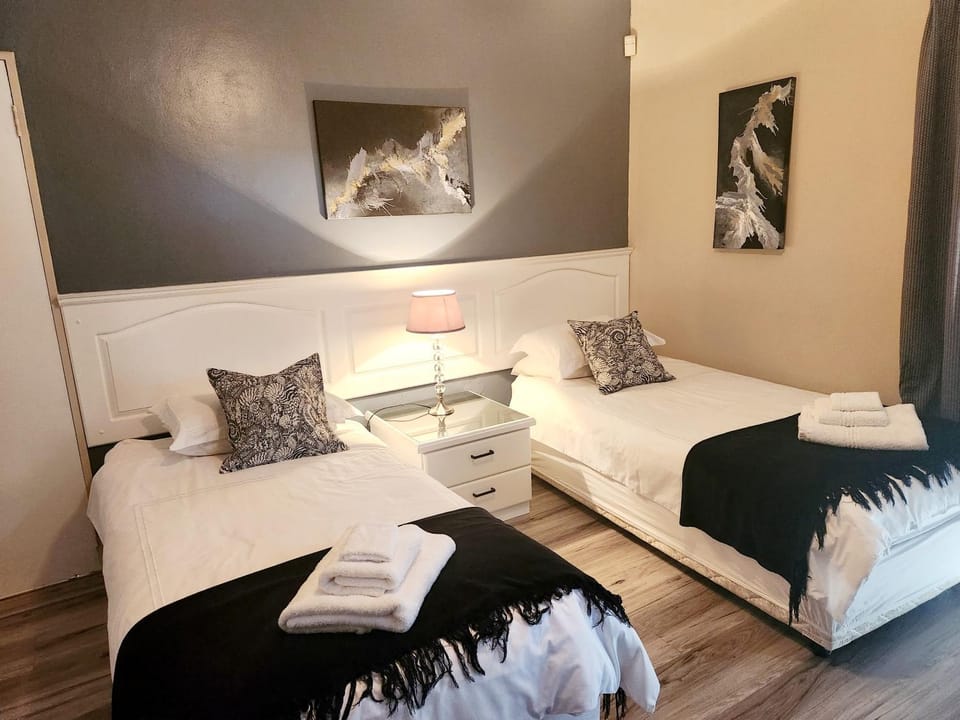 The Wooden Leg Guesthouse Bed and Breakfast in Western Cape