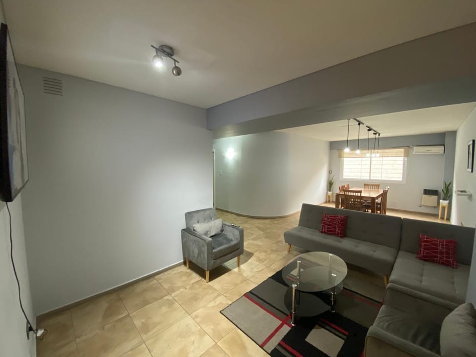 Oasis 1.6 Apartment in Mendoza