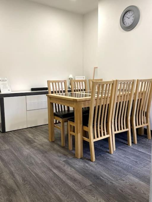 Central area terraced house with private hot tub House in Lincoln