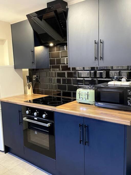 Central area terraced house with private hot tub House in Lincoln