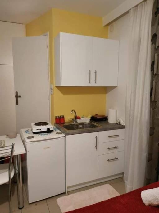 7th floor spacious veranda in the heart of Athens Apartment in Athens