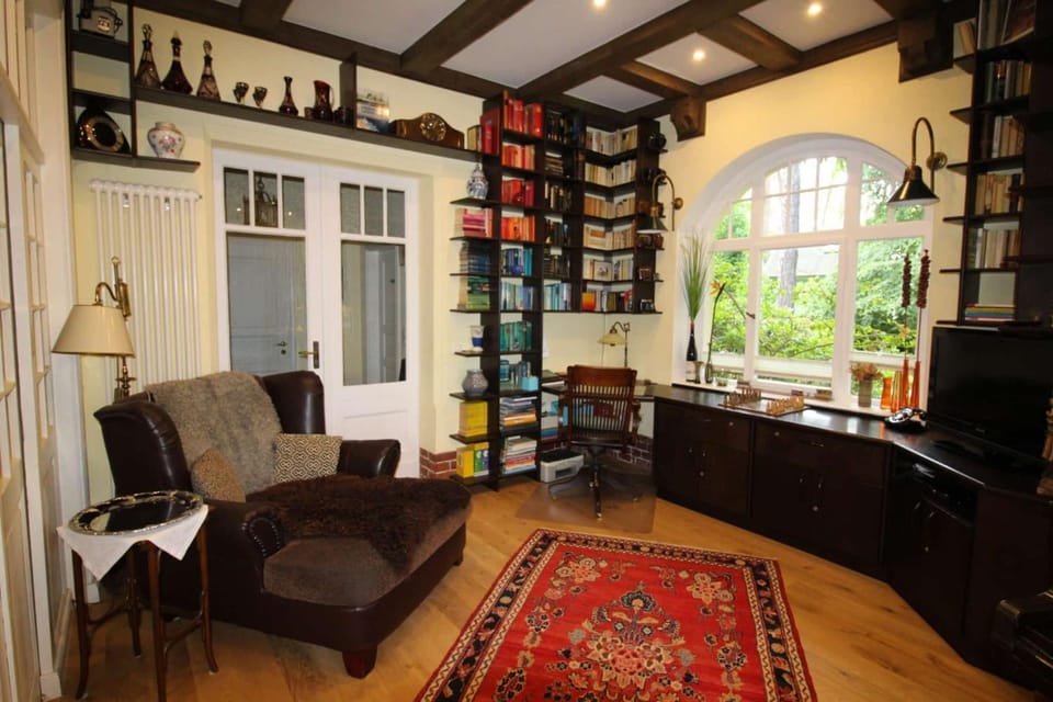 Library, TV and multimedia, Living room