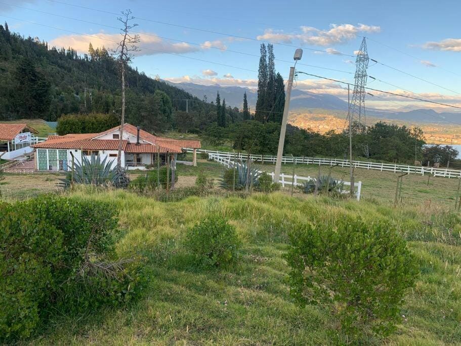 Paipa de ensueño en casa Sochaloma House in Boyaca