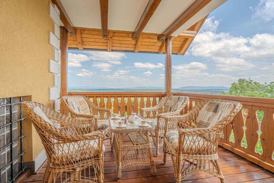 Summer, Balcony/Terrace