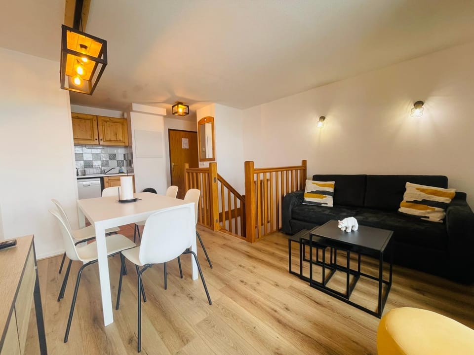 Magnifique T3 duplex 6 pers avec parking privé. Apartment in Provence-Alpes-Côte d'Azur