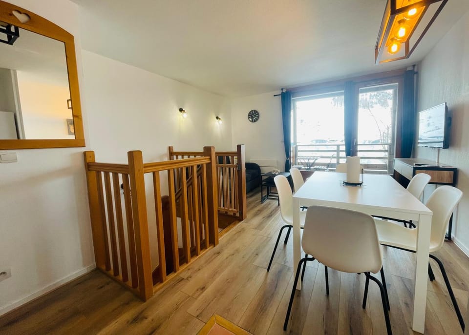 Magnifique T3 duplex 6 pers avec parking privé. Apartment in Provence-Alpes-Côte d'Azur